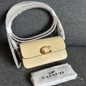 NWT! RARE! Coach CAM18 Zoe Women's Shoulder Bag In Moonlight Leather Crossbody